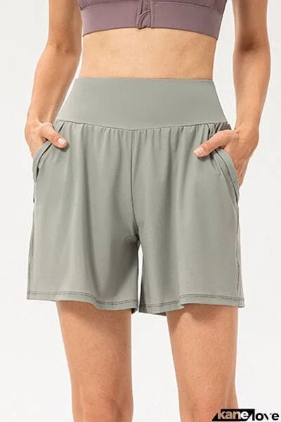 Pocketed Elastic Waist Active Shorts