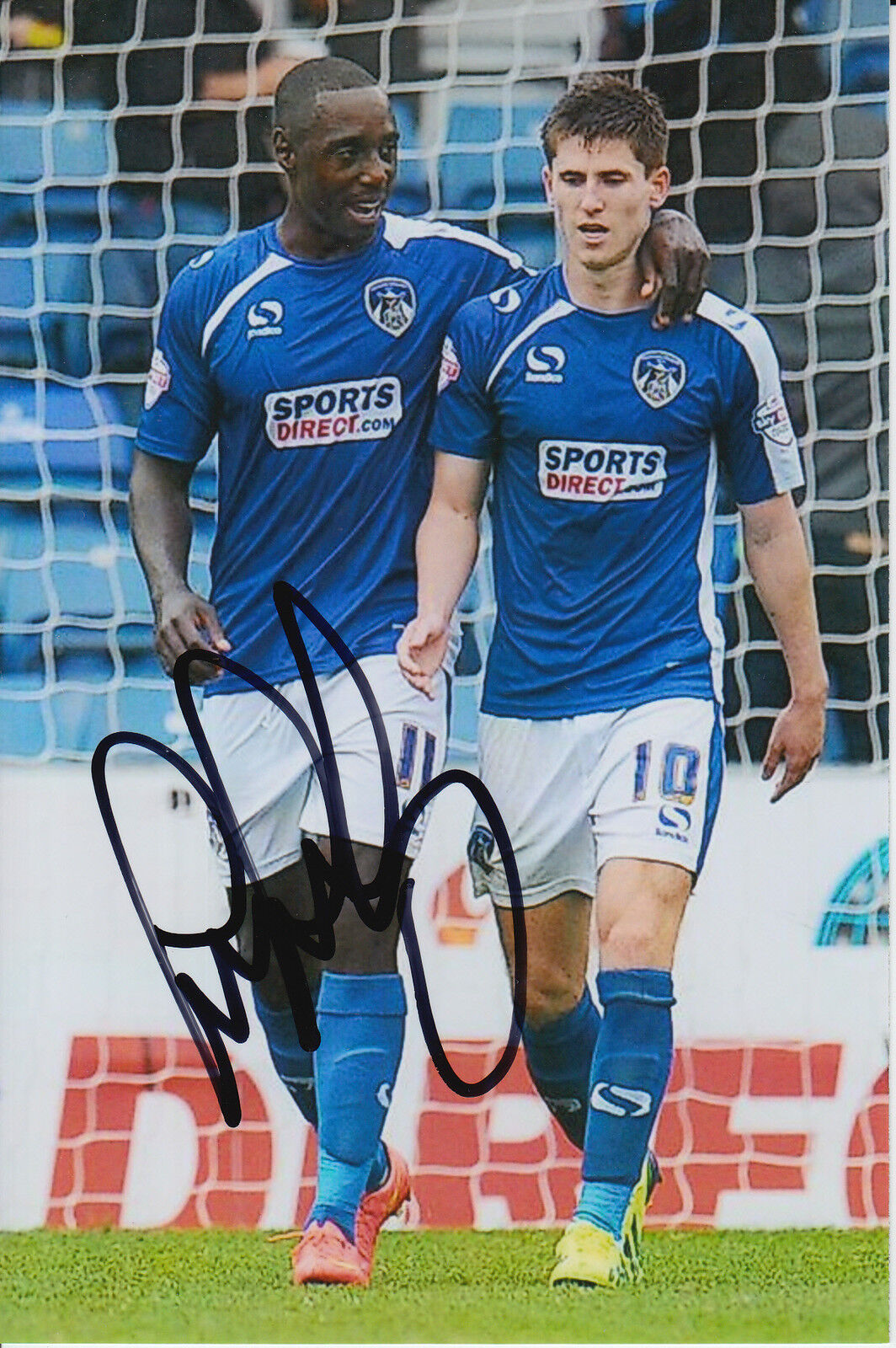 OLDHAM ATHLETIC HAND SIGNED JONATHAN FORTE 6X4 Photo Poster painting 2.