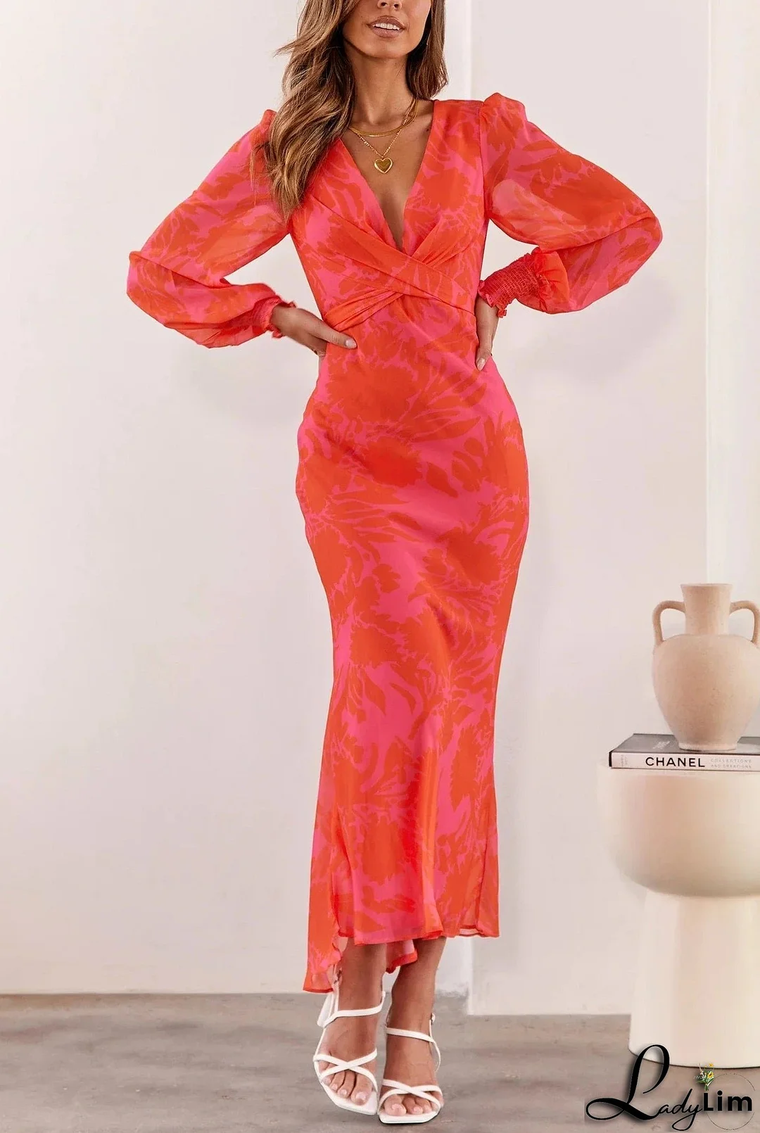 Stylish and airy Dress