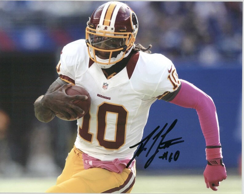 Robert Griffin III Signed Autographed Glossy 8x10 Photo Poster painting Washington - COA Matching Holograms