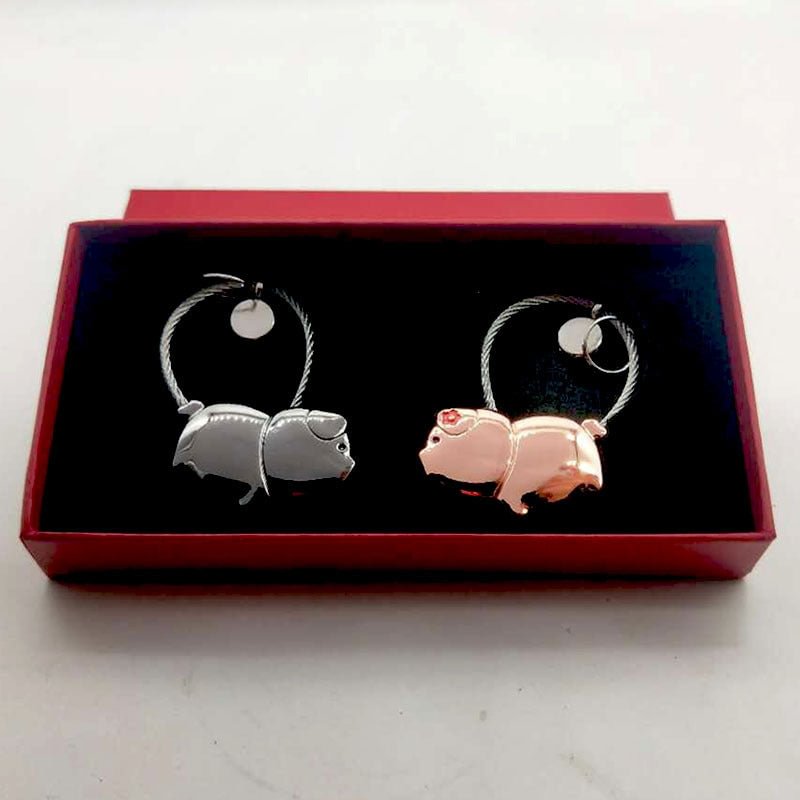 Buzzdaisy Kiss each other Pig Couples BFF Keychain