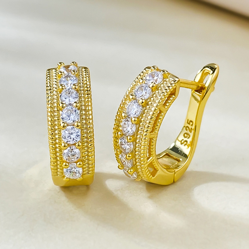 MIKAMU Jewelry S925 Silver French Hollow Diamond Earrings - Vintage Regal Design for a Luxurious and Sophisticated Look