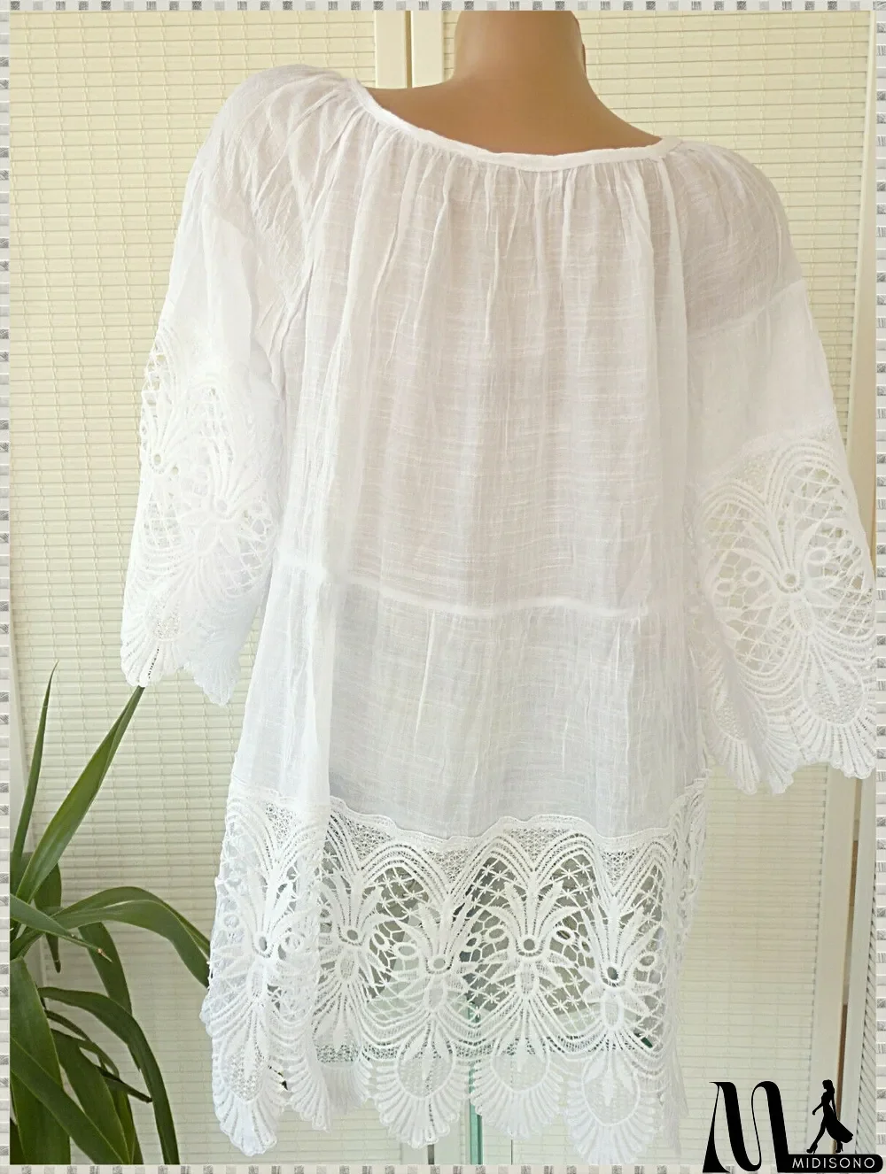 MidiSono - Women's Solid Color Short Sleeve V-neck Tops