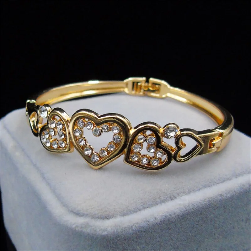 Vintage Female Crystal Love Heart Bracelet Charm Gold Color Chain Bracelets For Women Luxury Bride White Zircon Wedding Bracelet
