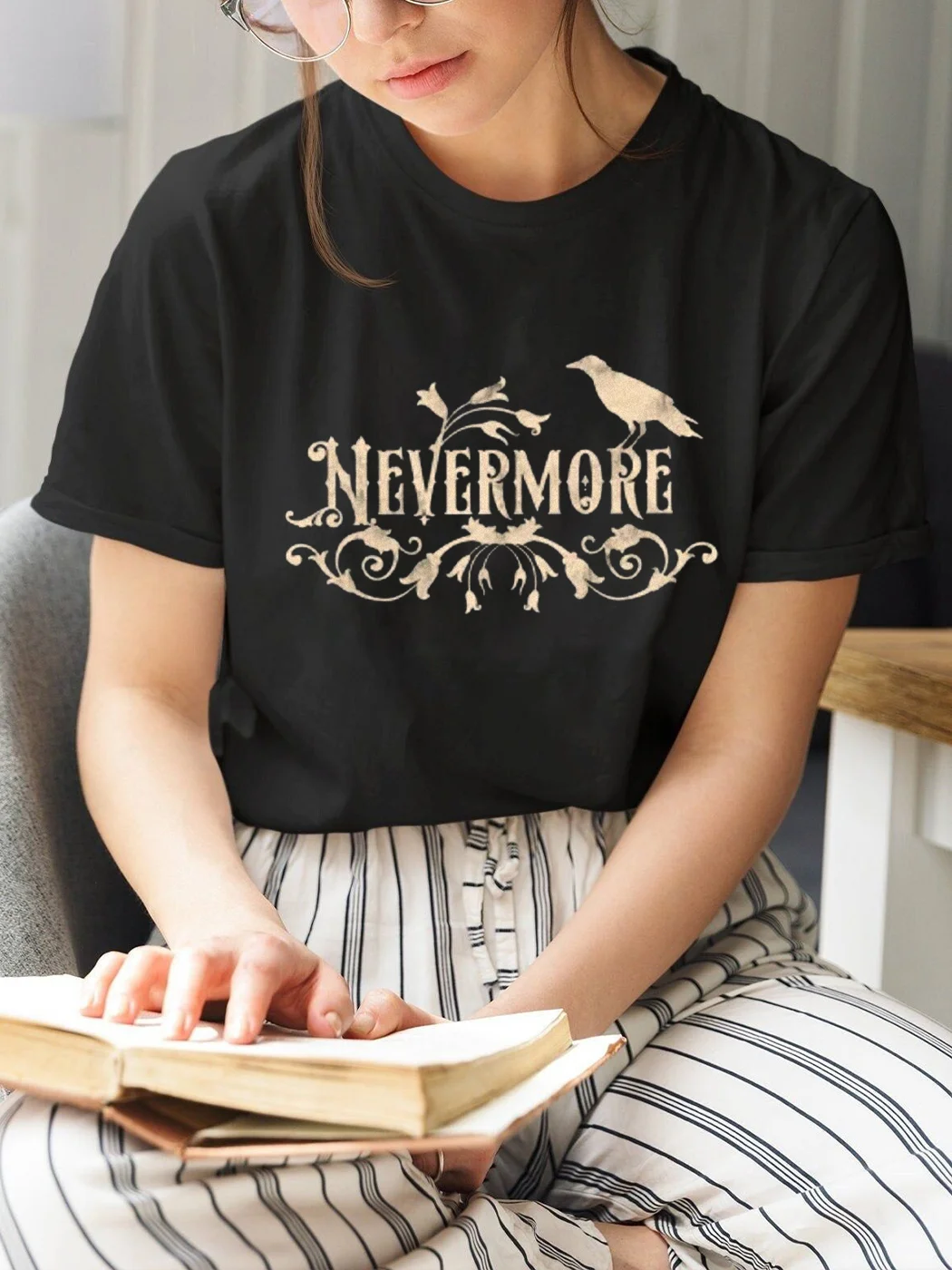 Edgar Allan Poe Nevermore Tshirt / DarkAcademias /Darkacademias