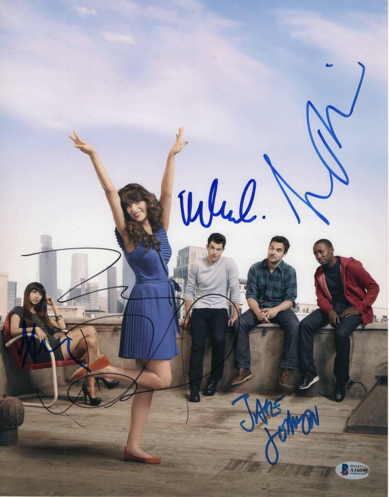 ZOOEY DESCHANEL, JAKE JOHNSON +3 CAST SIGNED AUTOGRAPH - NEW GIRL 11x14 Photo Poster painting