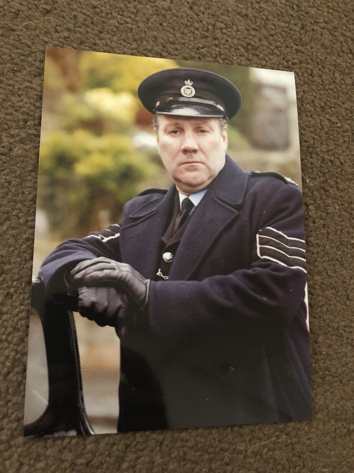 JOHN DUTTINE (HEARTBEAT) UNSIGNED Photo Poster painting- 7x5”