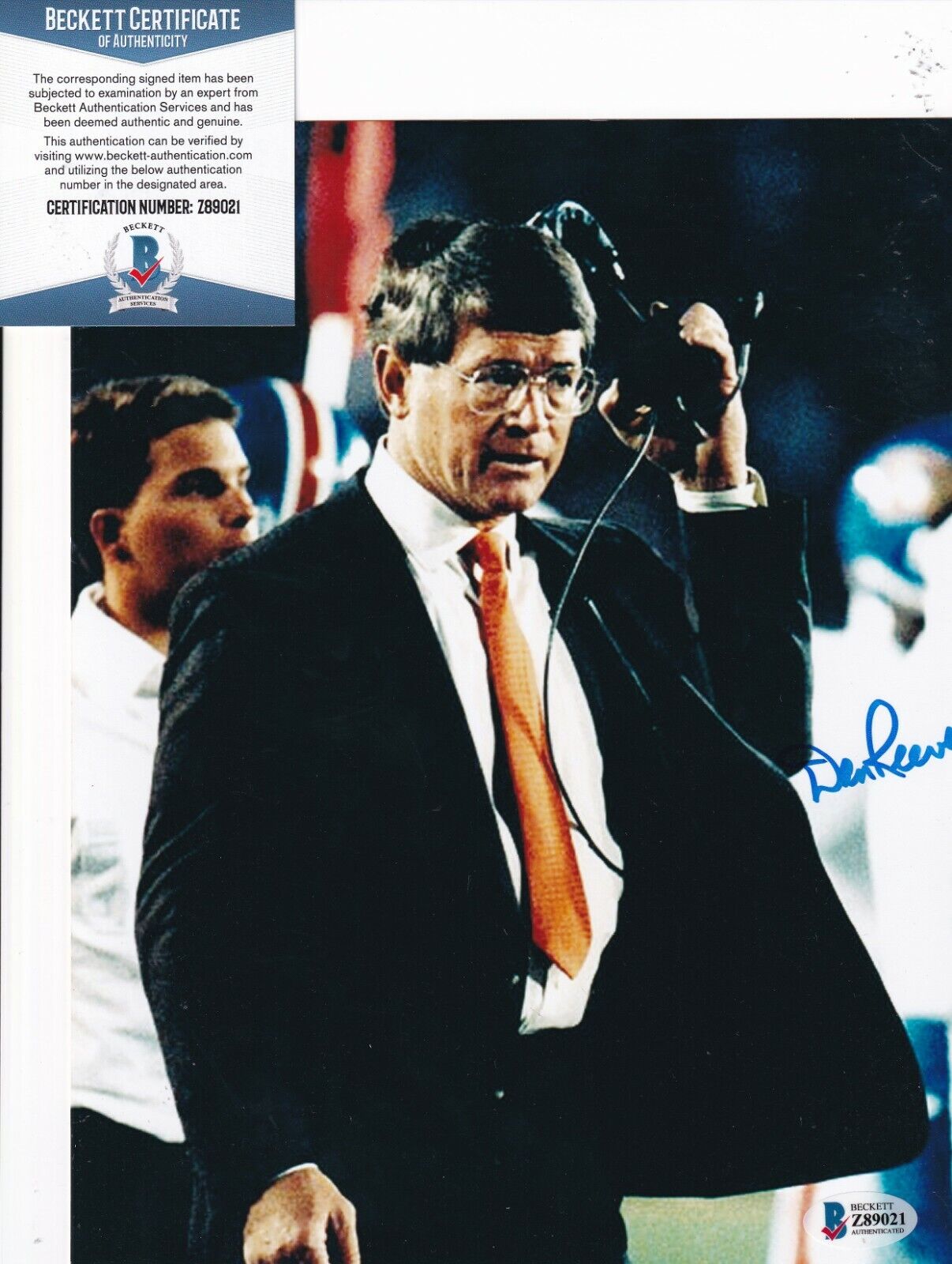 DAN REEVES signed (DENVER BRONCOS) Football 8X10 Photo Poster painting BECKETT BAS Z89021