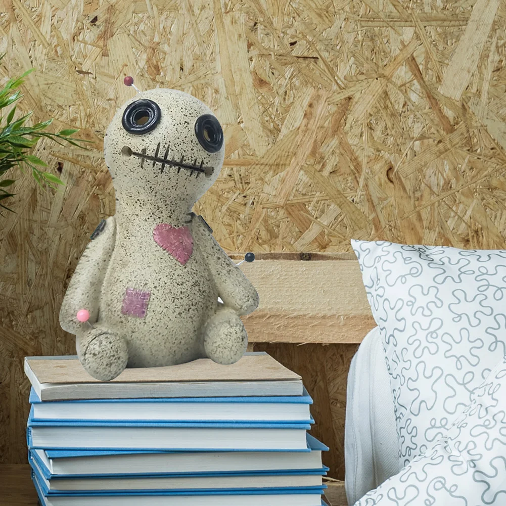 Cartoon Sprayable Voodoo Doll Incense Burner Resin Cursed Dolls Prop (B)