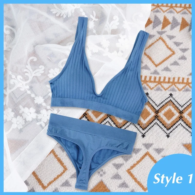 Women Seamless Bra Set Sexy Thong Low Waist Panties Wire Free Bra Push Up Bralette Lingerie Deep V Backless Underwear Set