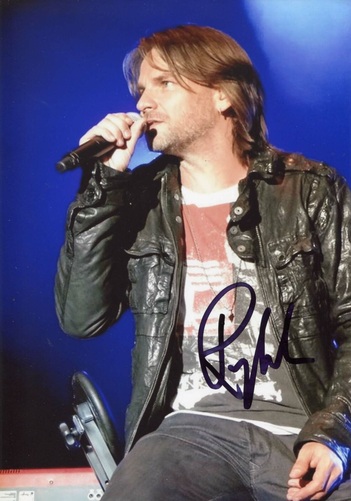 SINGER Ray Wilson autograph, In-Person signed Photo Poster painting