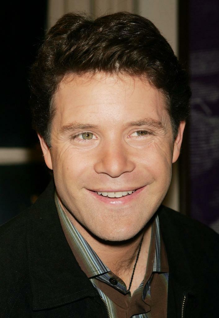 Sean Astin 8x10 Picture Simply Stunning Photo Poster painting Gorgeous Celebrity #5