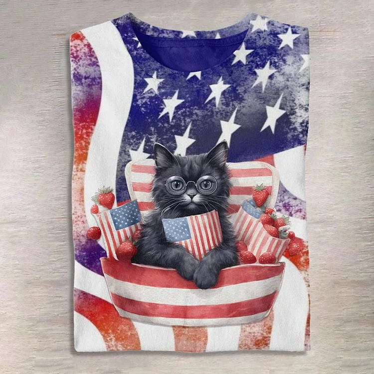 Women's Cute Strawberry Cat American Flag Print Short Sleeve Crew Neck T-shirt
