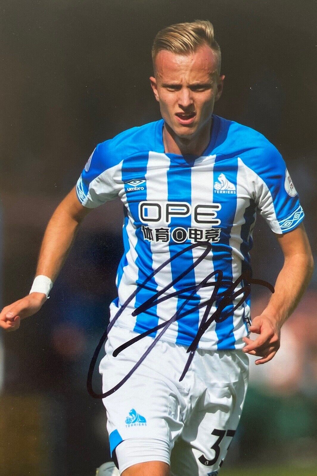 Florent Hadergjonaj Genuine Hand Signed 6X4 Photo Poster painting - Huddersfield Town 8