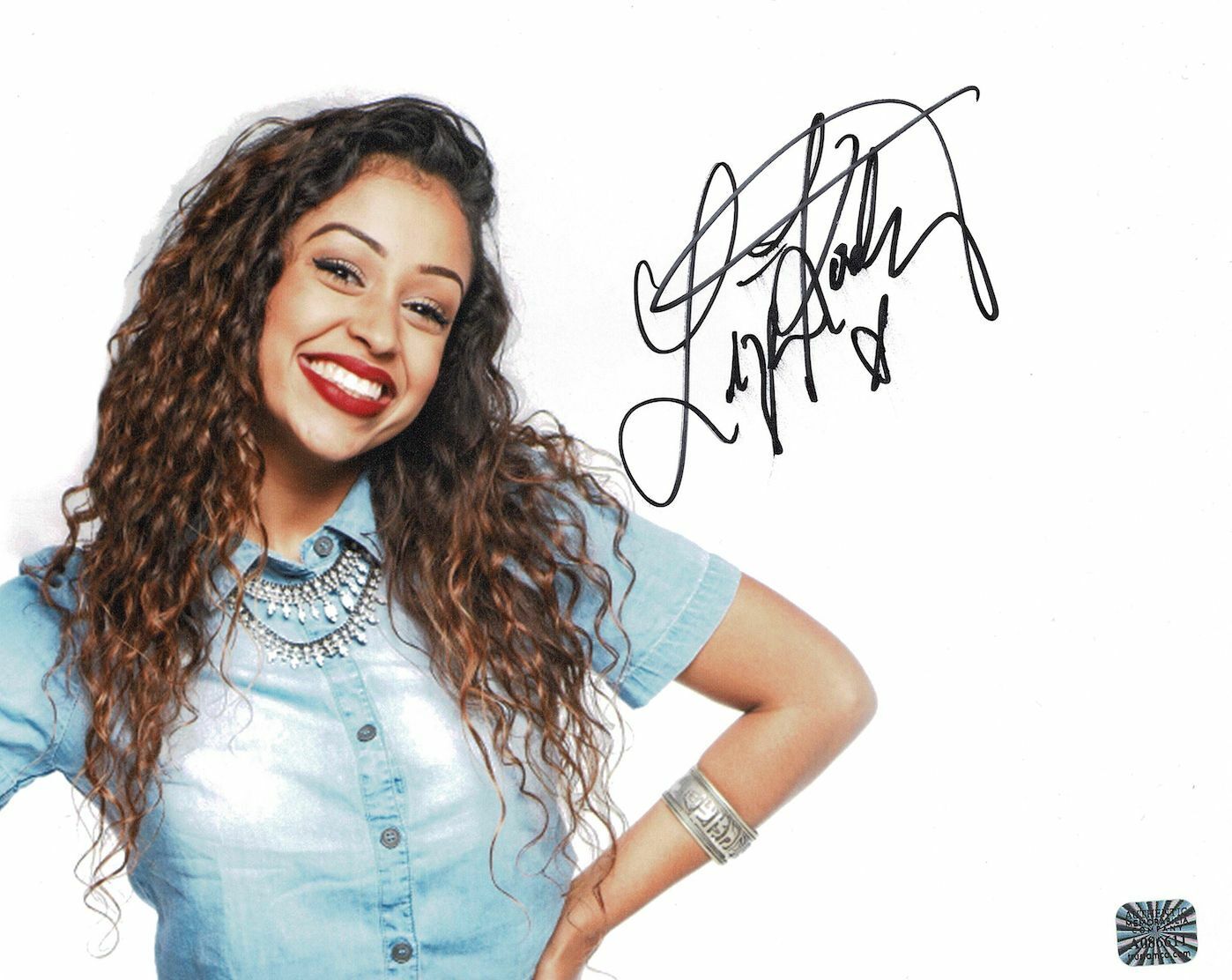 Liza Koshy signed autographed 8x10 Photo Poster painting! AMCo! 14179