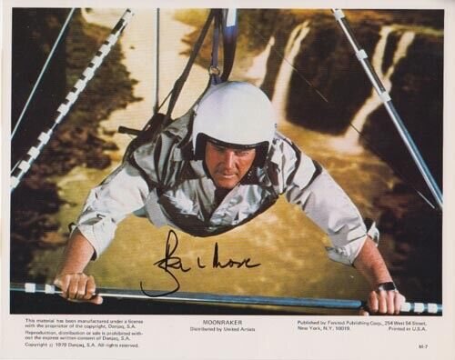 ROGER MOORE 007 JAMES BOND OFFICIAL VINTAGE LOBBY SIGNED AUTOGRAPH SIGNING PROOF