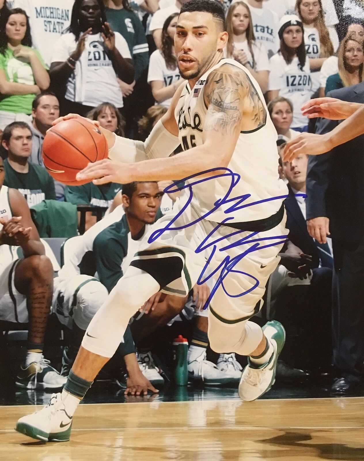 PROOF! DENZEL VALENTINE Signed Autographed 8x10 Photo Poster painting Michigan St Spartans Bulls