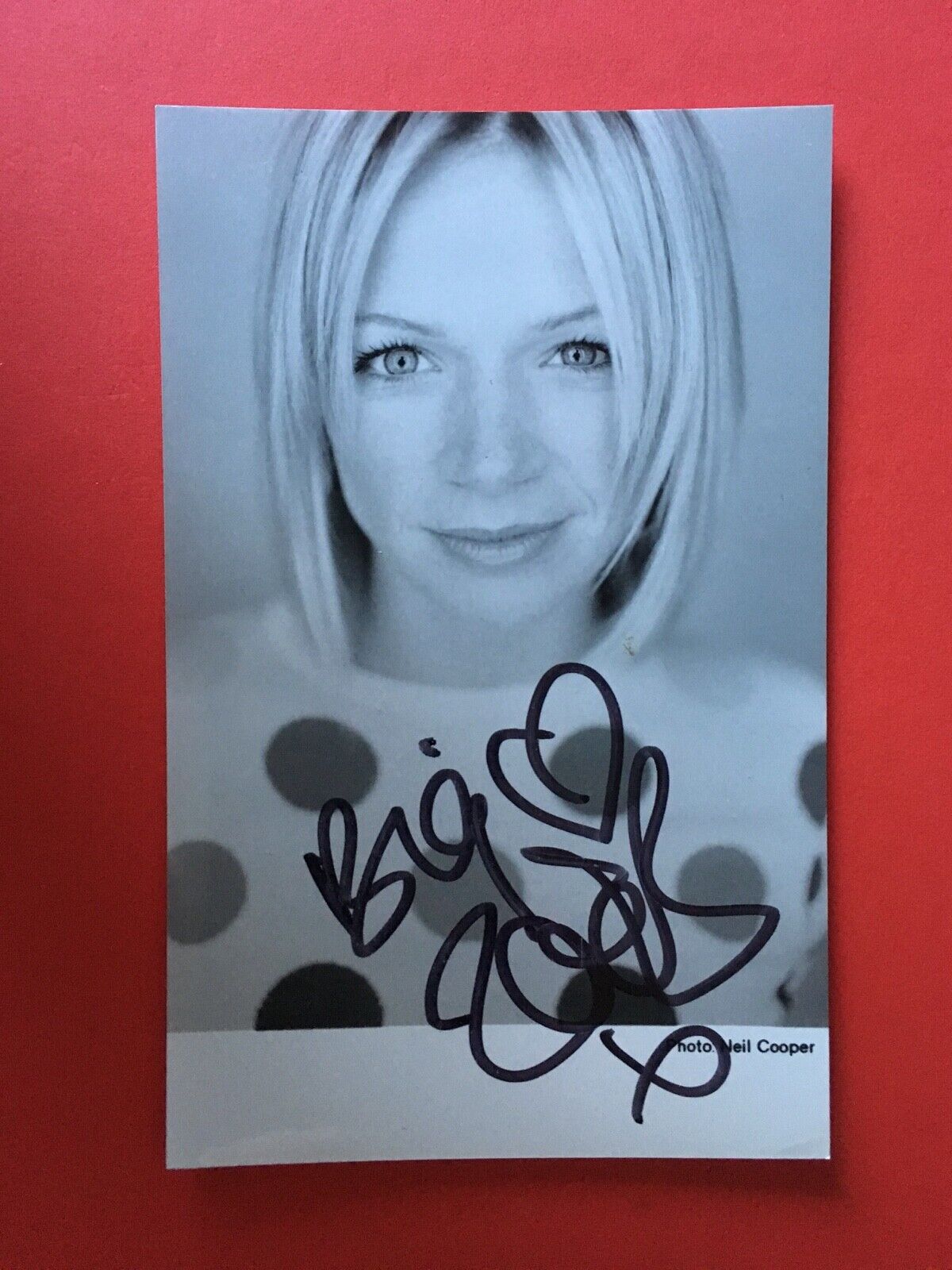 ZOE BALL - TV AND RADIO PRESENTER - EXCELLENT SIGNED Photo Poster painting