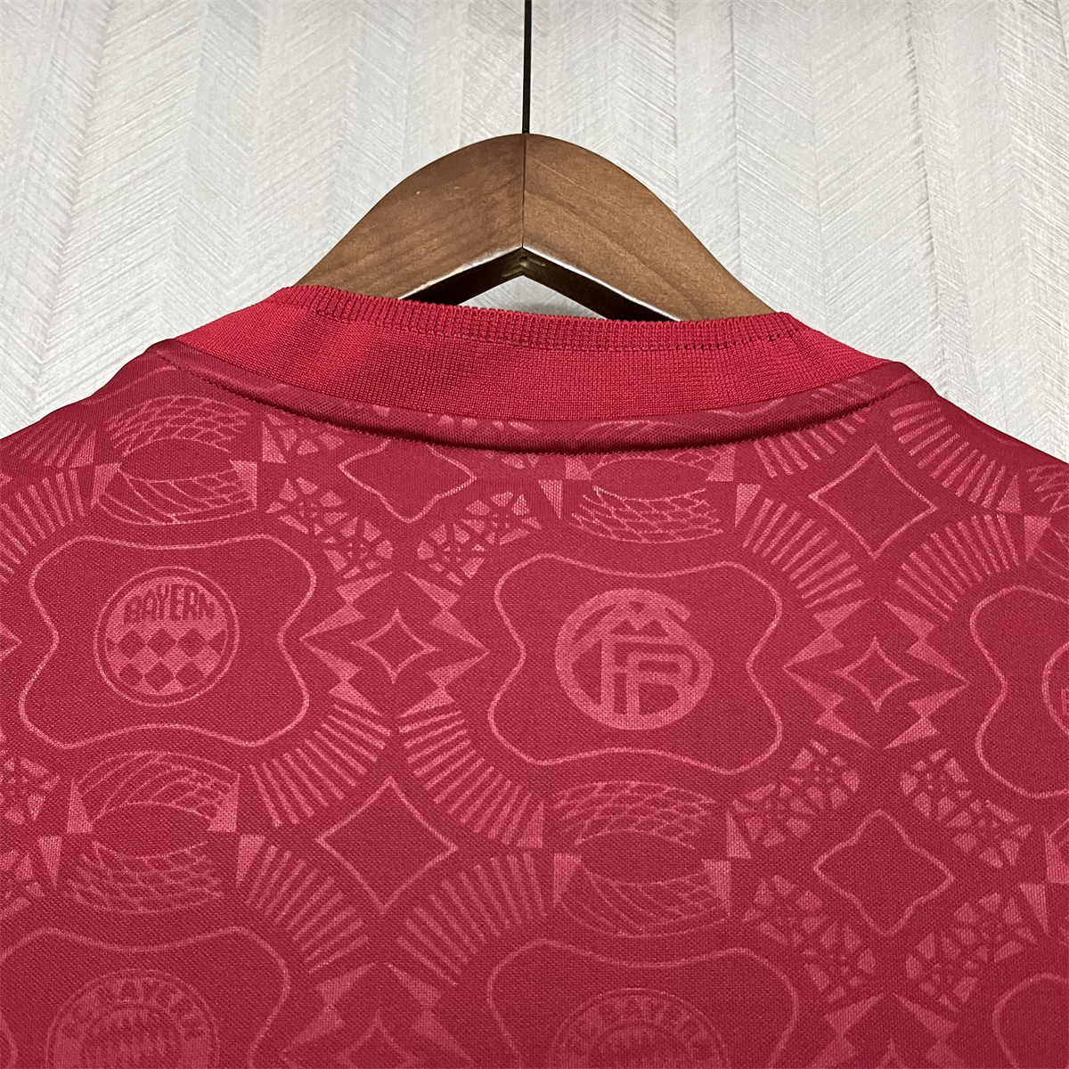 25/26 Bayern Munich 125th Anniversary Red Football Shirt Thai Quality