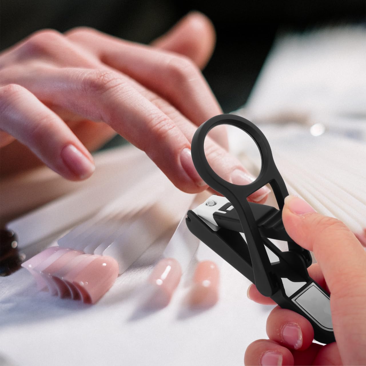 Nail Clipper with Magnifier for Seniors, Nail Cutter with Magnifying Glass, Heavy Duty, Stainless Steel