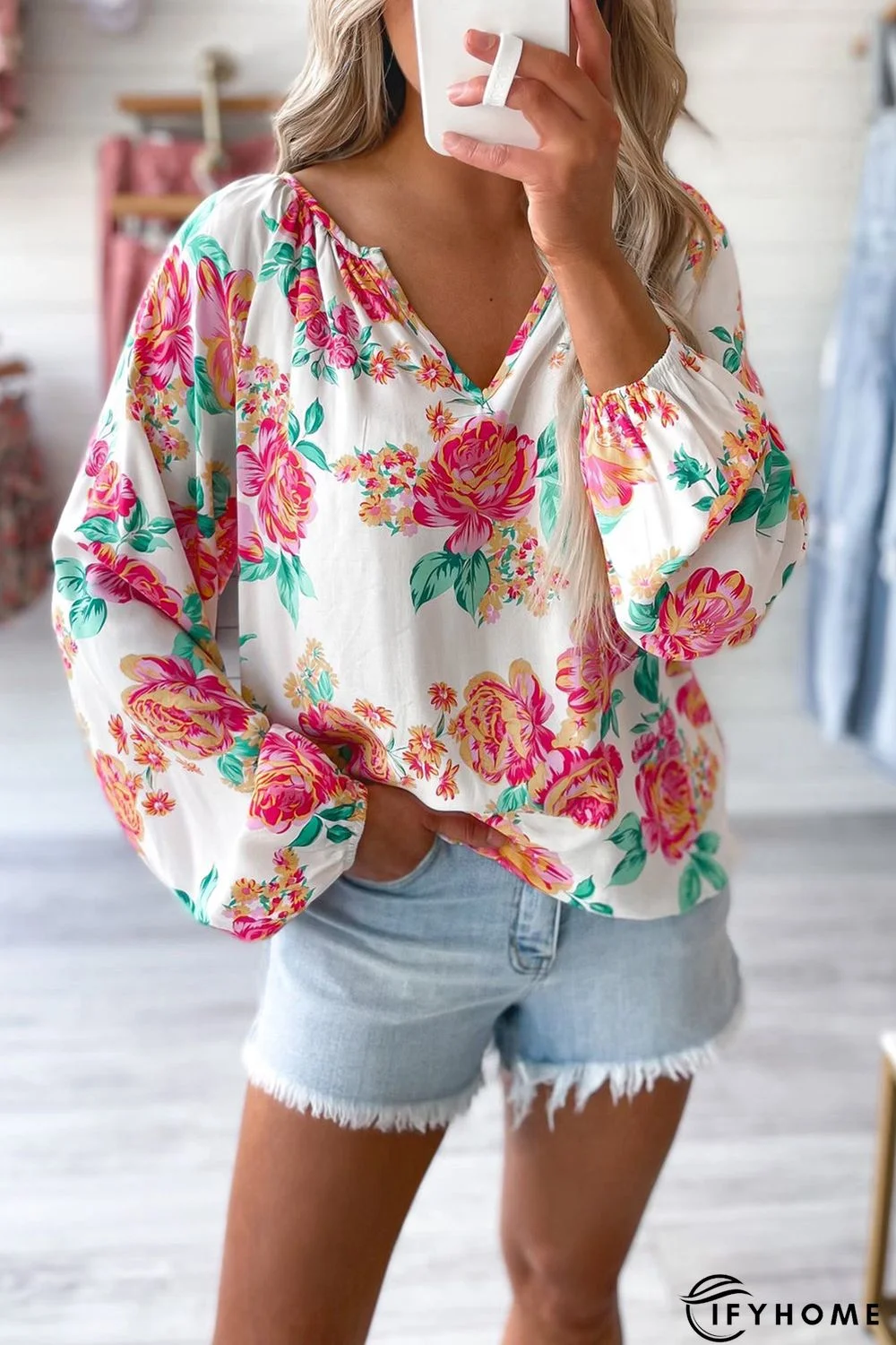 White Notch V Neck Floral Pleated Puff Sleeve Blouse | IFYHOME