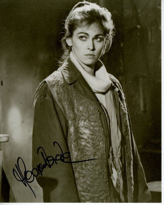 JOANNA PACULA Signed Autographed Photo Poster painting