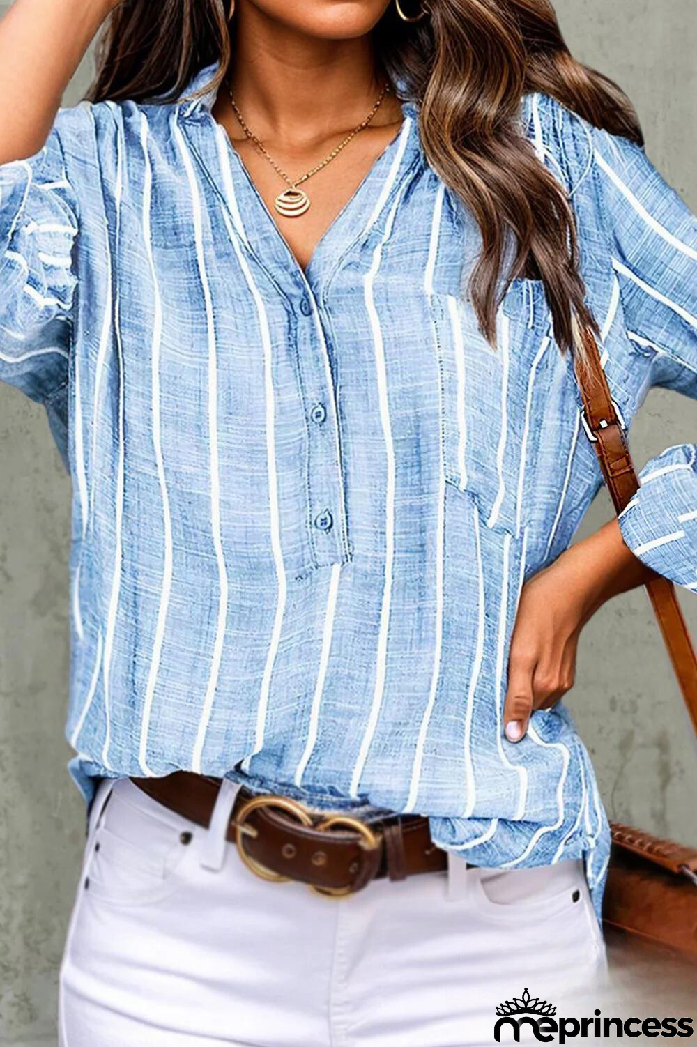 Elegant and Versatile Shirt