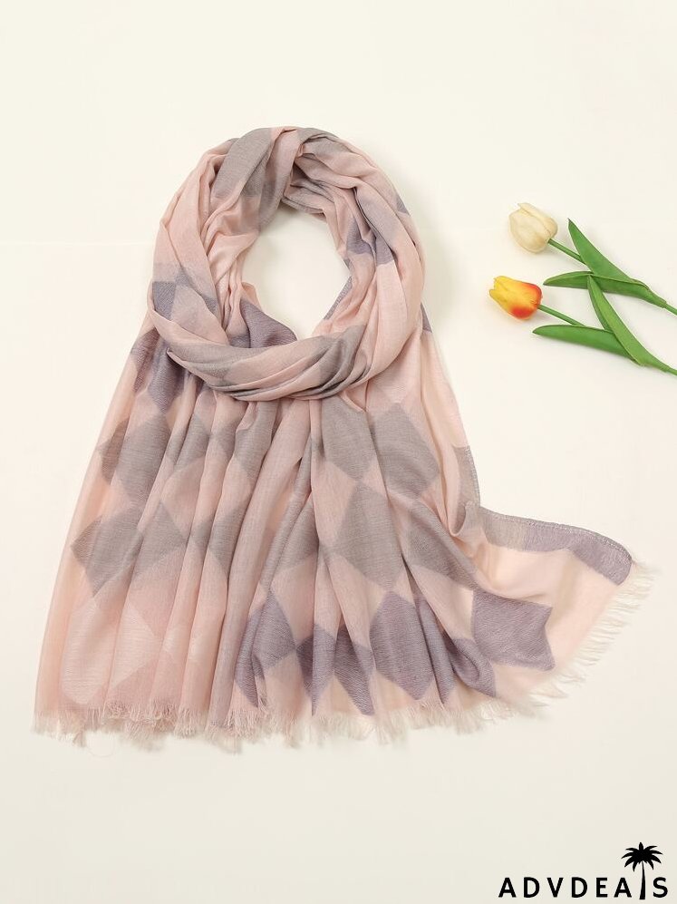 Geometric Pattern Scarf