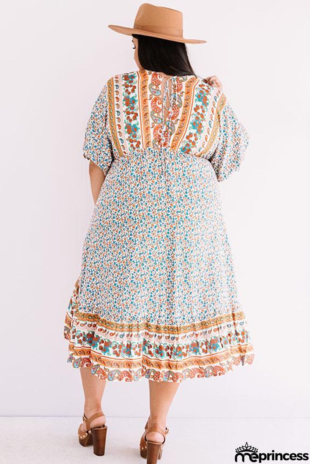 Plus Size Bohemian Floral Print Puff Sleeve Ruffle Dress