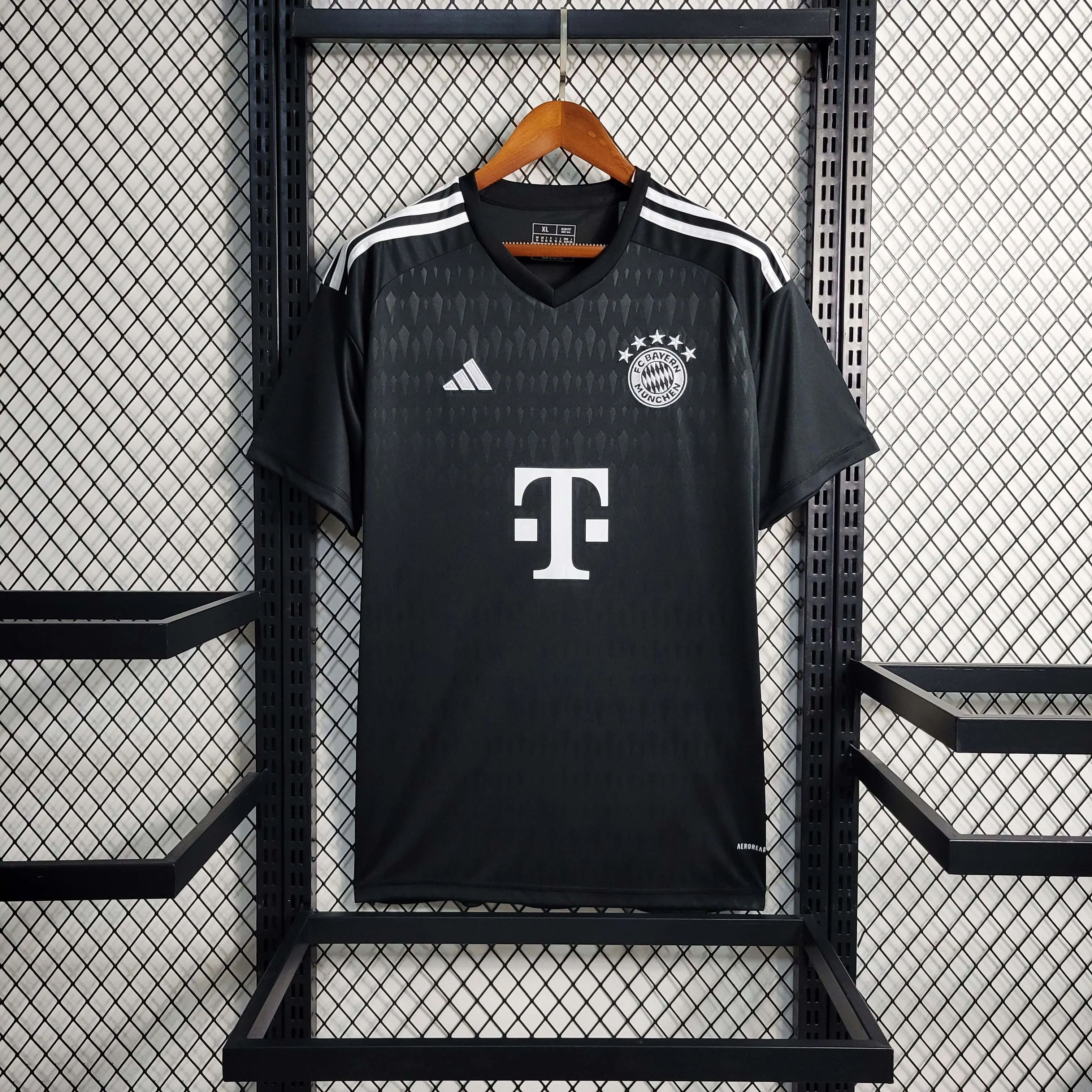 2023-2024 Bayern Munich goalkeeperFootball Shirt 1:1 Thai Quality