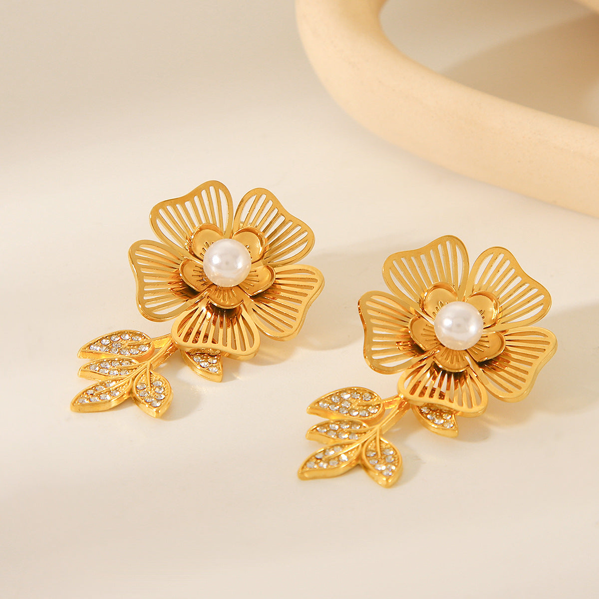 IG Style Pearl Leaf Flower Geometric Stainless Steel Electroplating Earrings