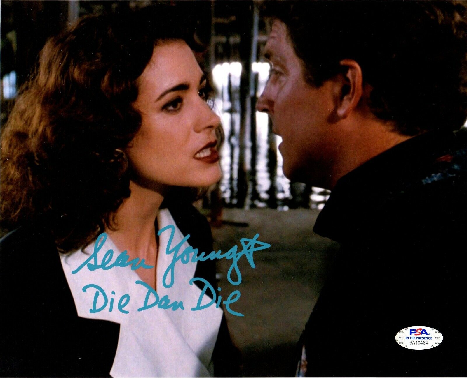 Sean Young autographed signed inscribed 8x10 Photo Poster painting Ace Ventura Ray Finkle PSA