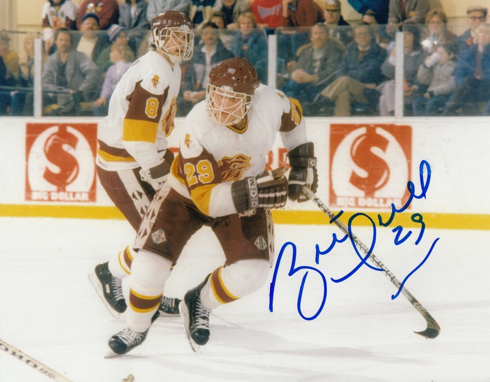 Brett Hull #1 8x10 Signed w/ CO A U Of Minnesota 031719