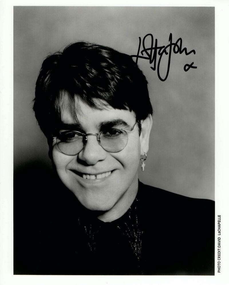 ELTON JOHN SIGNED AUTOGRAPH 8X10 Photo Poster painting - HONKY CHATEAU, ROCK OF THE WE ID: 16069