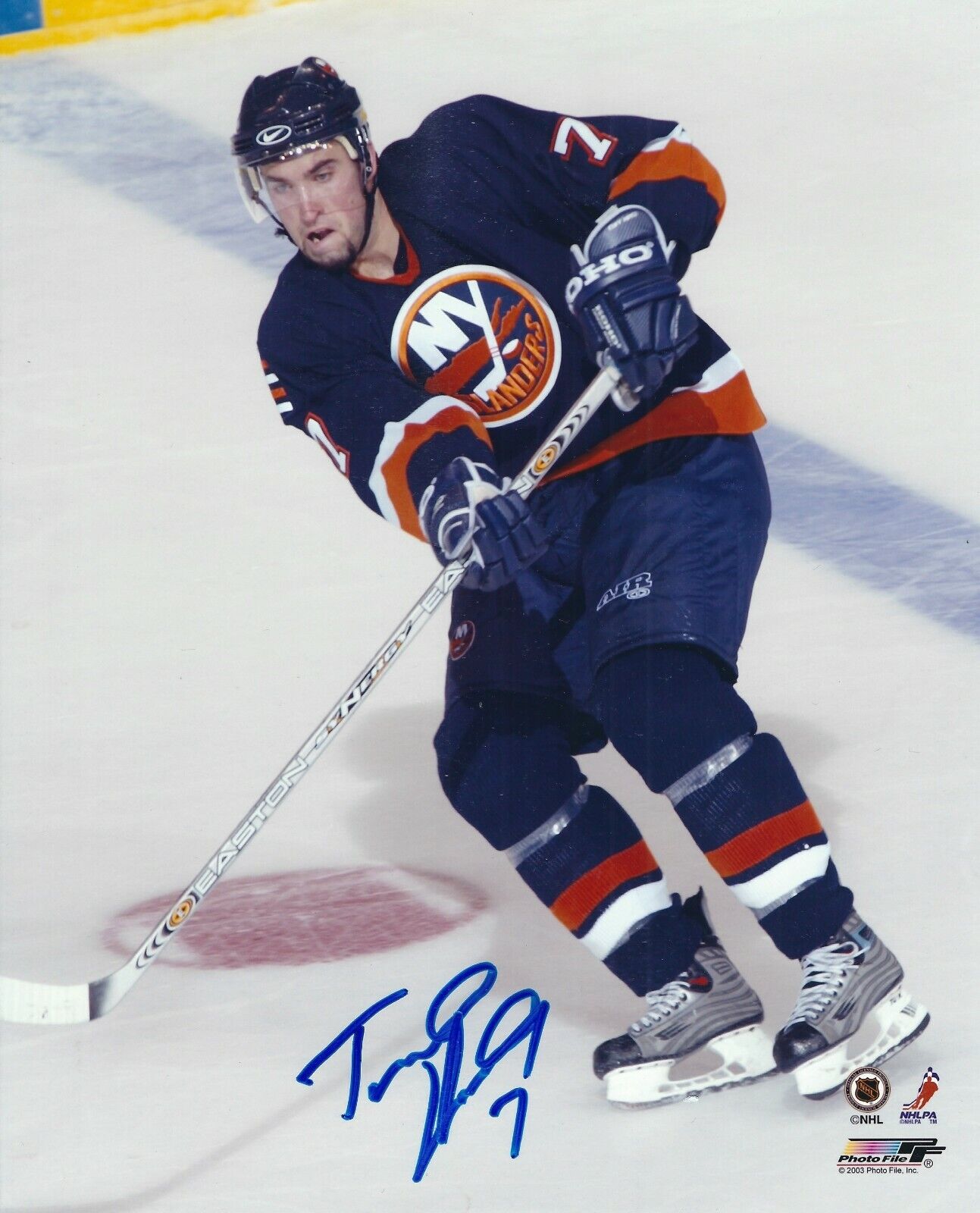 Signed 8x10 TRENT HUNTER New York Islanders Autographed Photo Poster painting - COA