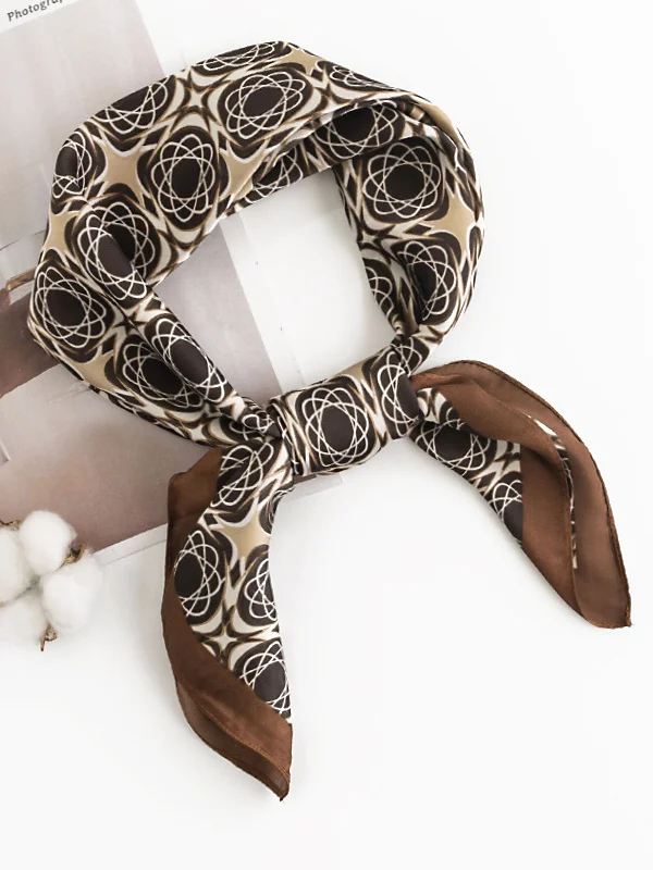 Contrast Color Flower Print Scarf