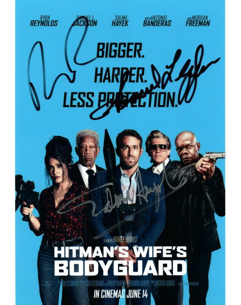 Ryan Reynolds Salma Hayek Samuel L Jackson Signed 8x10 Photo Poster painting Autographed + COA