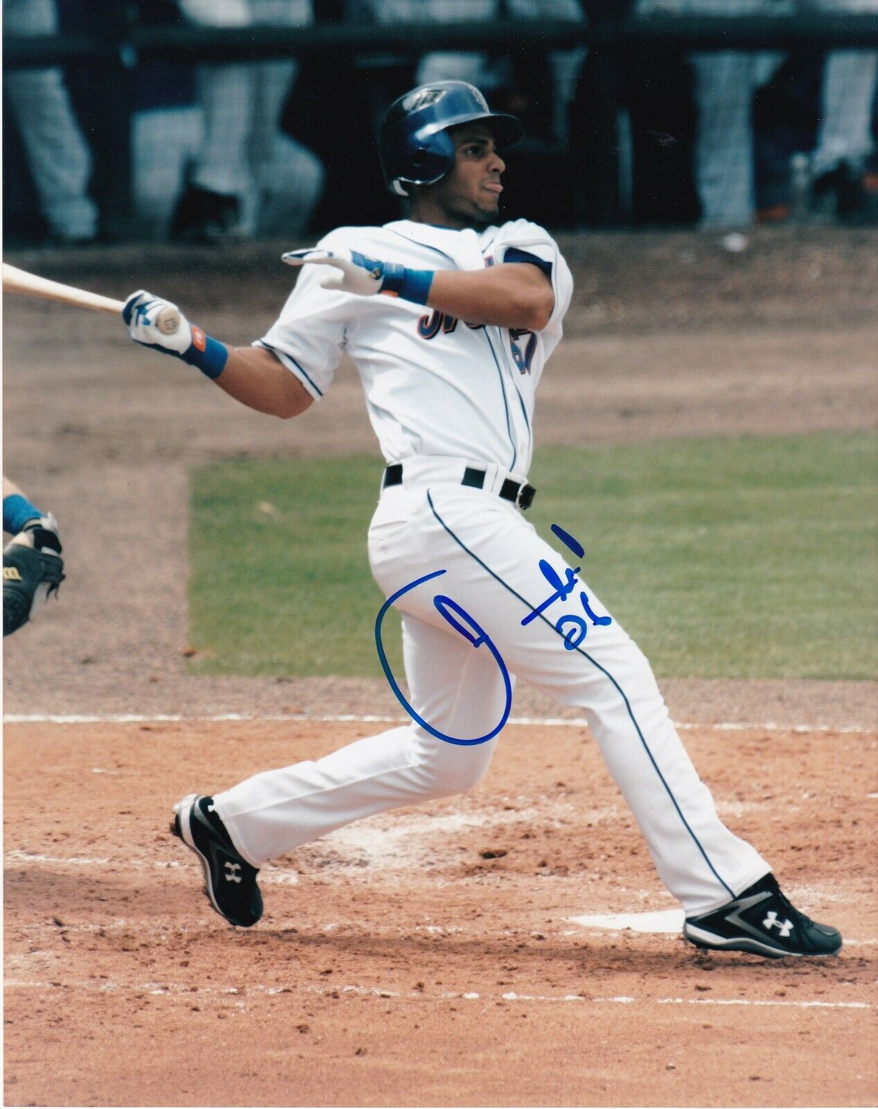 FERNANDO MARTINEZ NEW YORK METS ACTION SIGNED 8x10