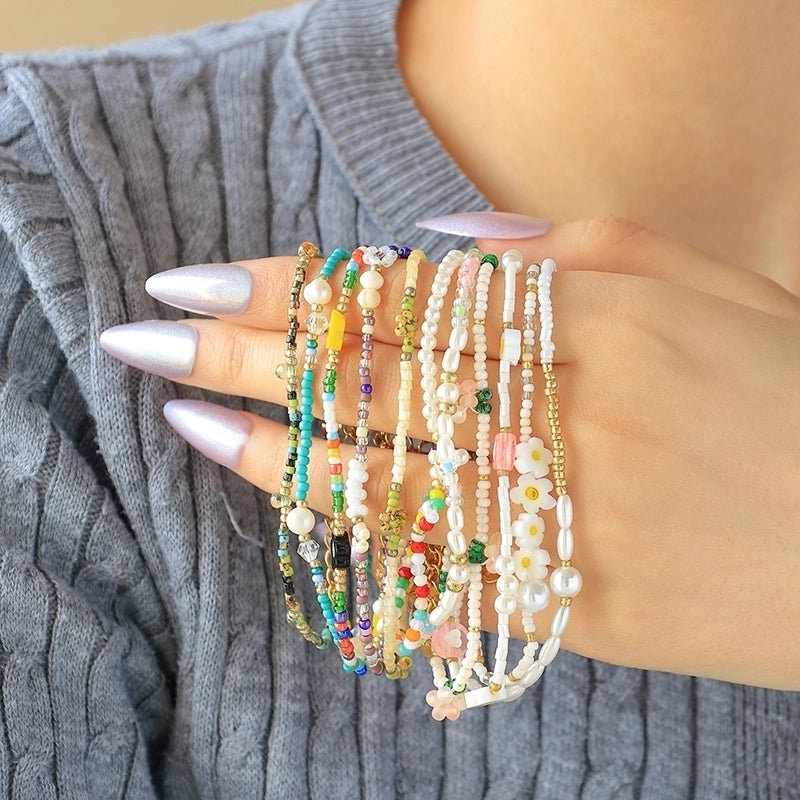 Elegant Preppy Style Sweet Heart Shape Flower 304 Stainless Steel 14K Gold Plated Beaded Chain Bracelets In Bulk