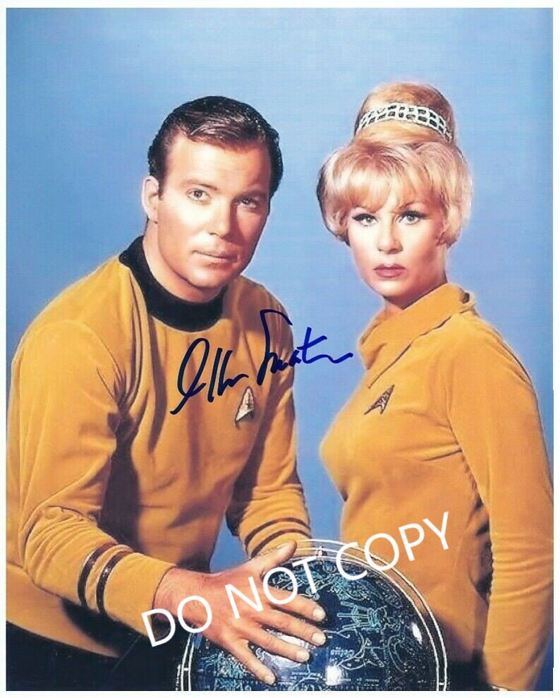 WILLIAM SHATNER 8 x10 20x25 cm Autographed Hand Signed Photo Poster painting