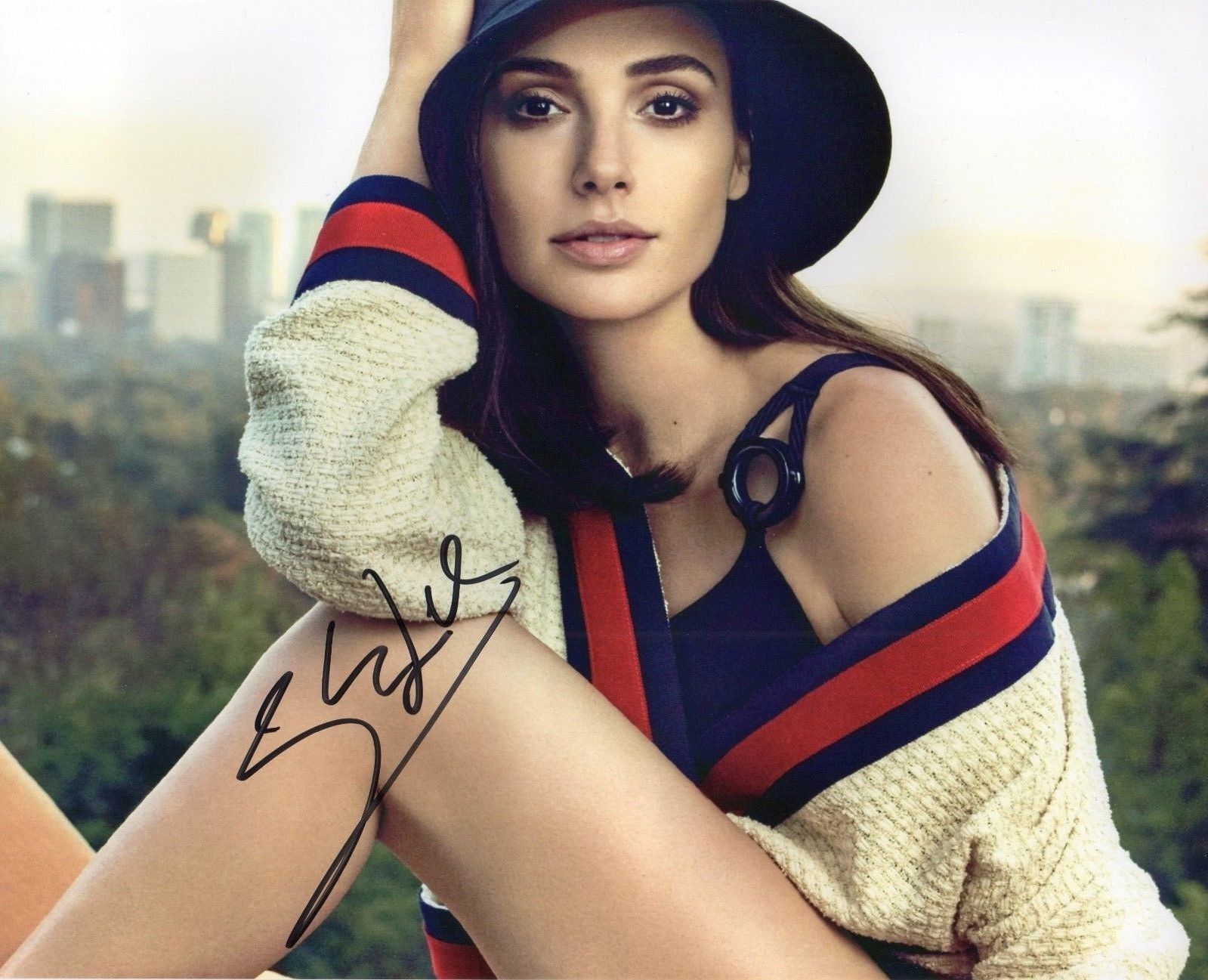 GAL GADOT AUTOGRAPHED SIGNED A4 PP POSTER Photo Poster painting PRINT 1