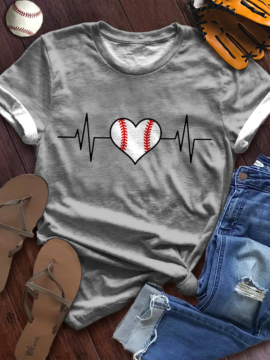 Women's Valentine's Day Retro Baseball Print Crew Neck T-shirt