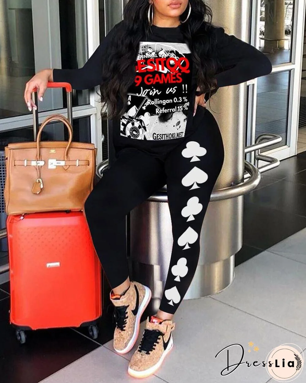 Letter Print Casual Top & Poker Print Pants Set