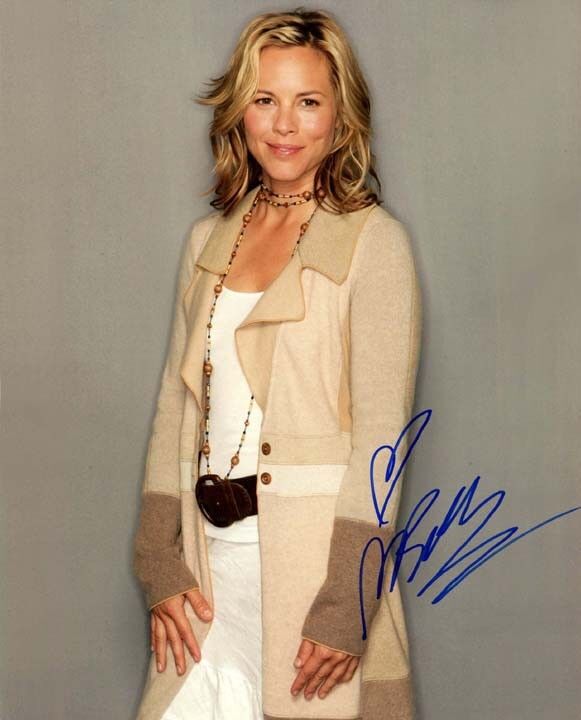 MARIA BELLO signed autographed 11x14 Photo Poster painting