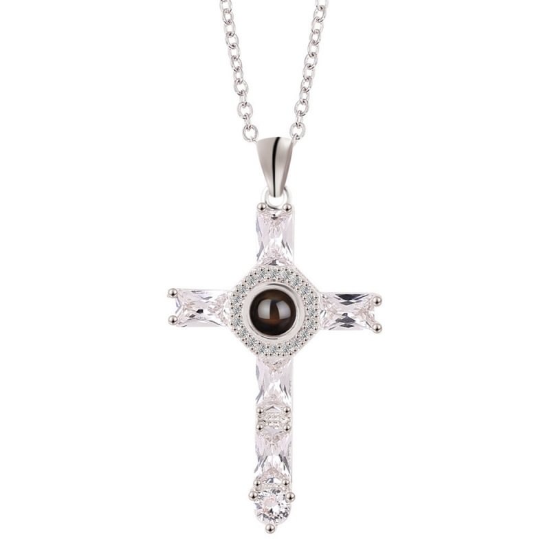 Creative Cross Projection Necklace Diamond Necklace