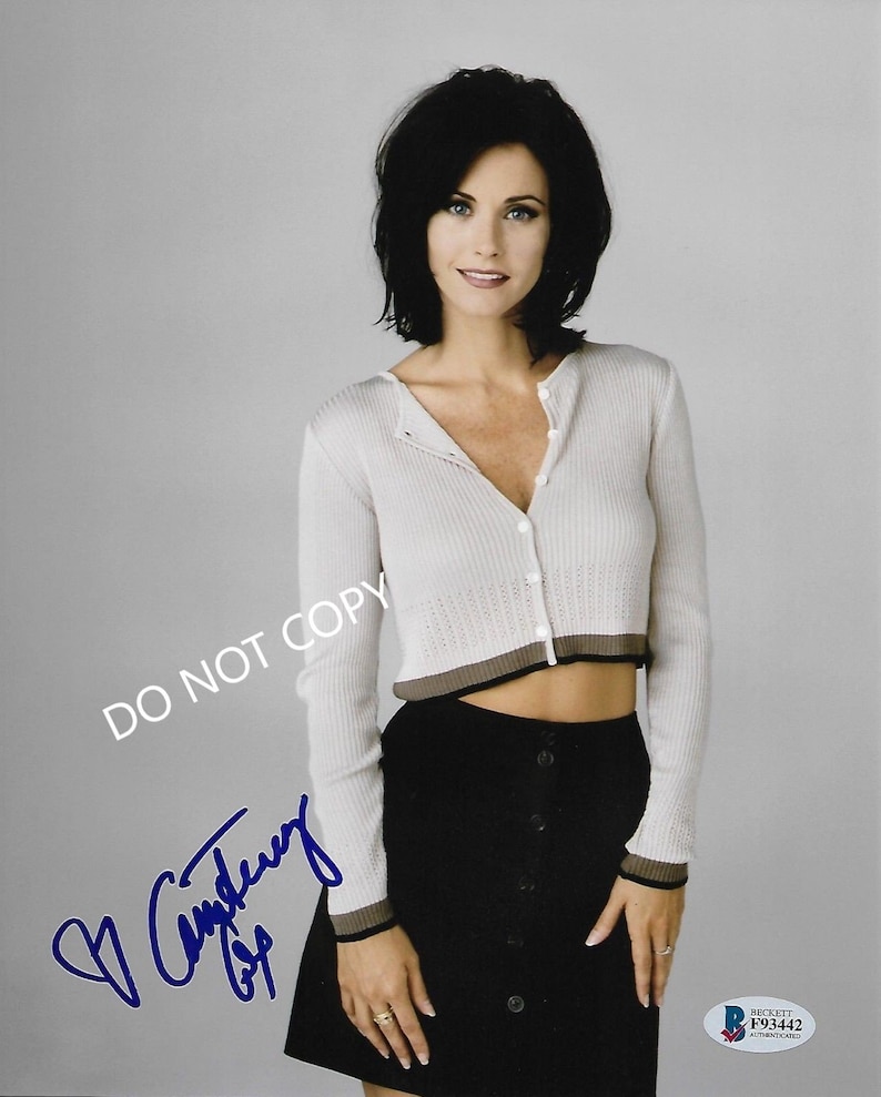 COURTNEY COX FRIENDS 8 x10 20x25 cm Autographed Hand Signed Photo Poster painting