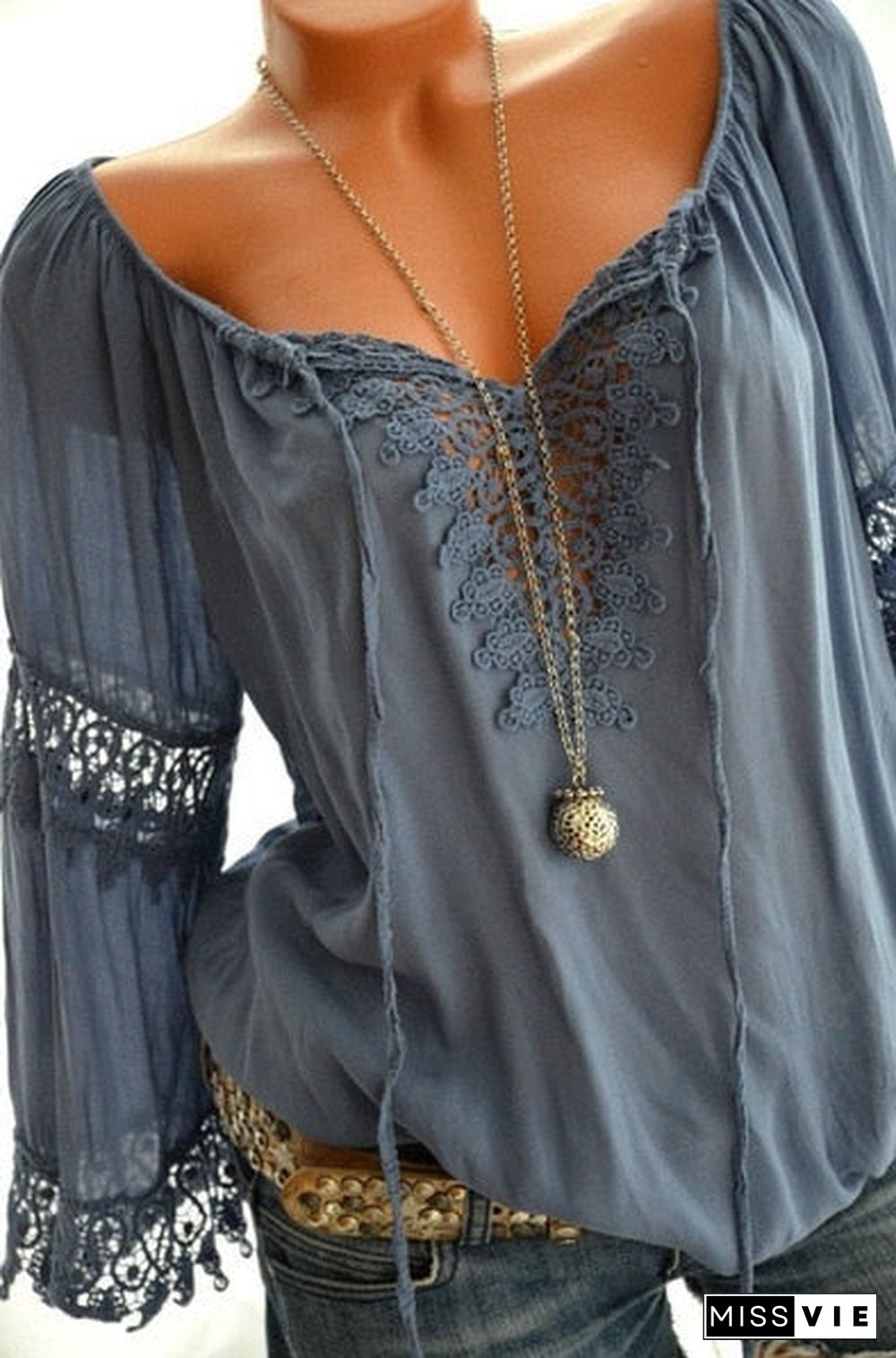 High Quality Large Size Loose Women Blouses Summer Blouses Lace Top Fashion Casual V-Neck Long Sleeve Women Shirts