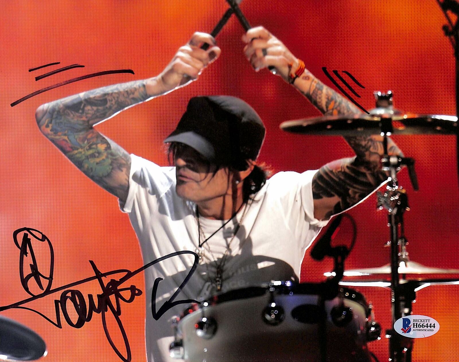 Tommy Lee Motley Crue Authentic Signed 8x10 Photo Poster painting Autographed BAS #H66444