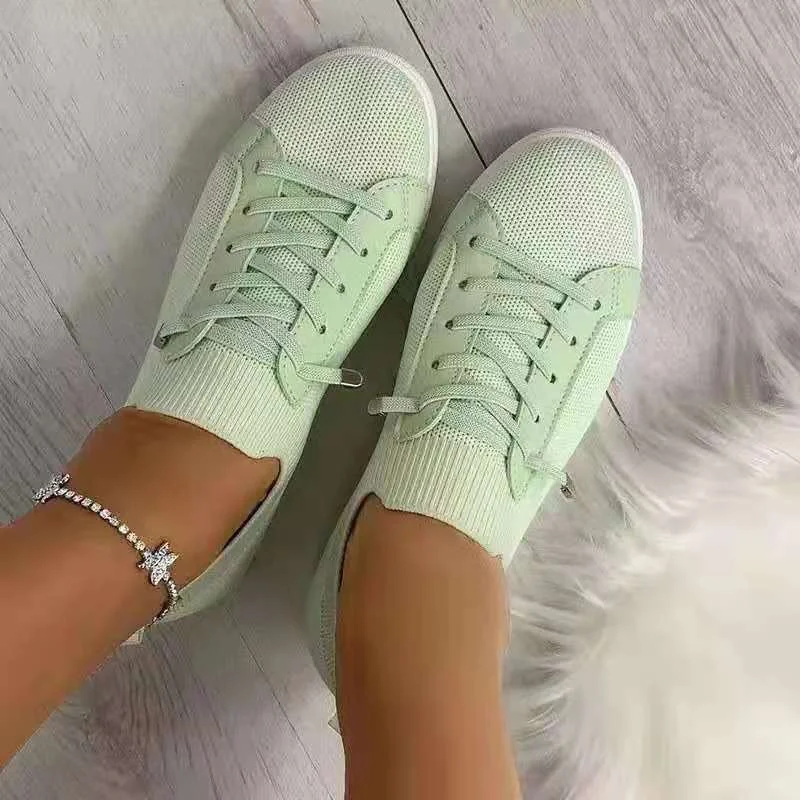 Solid Color Lace Up Casual Shoes