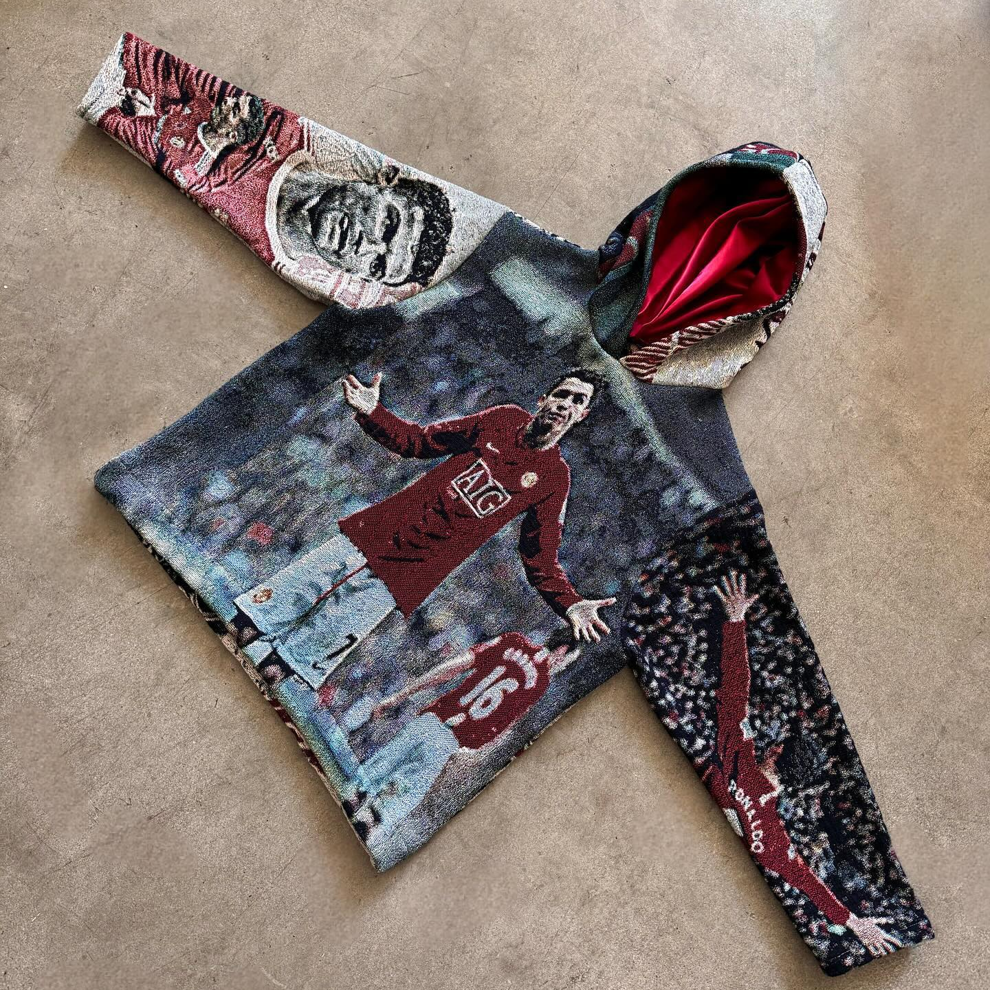 Sports character print tapestry hoodie